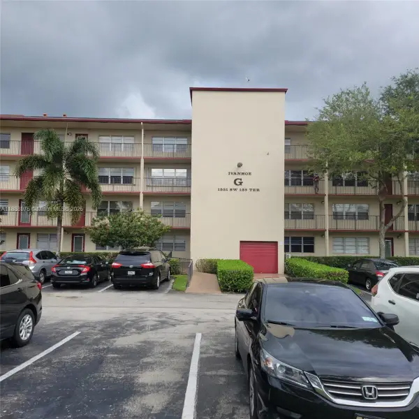 1551 SW 135th Ter #310G, Pembroke Pines, FL 33027