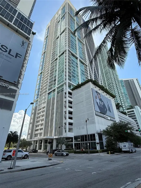 1040 Biscayne Blvd #1905, Miami, FL 33132