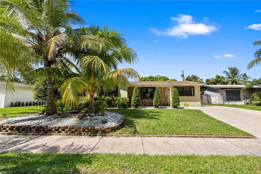 19910 SW 92nd Ave, Cutler Bay, FL 33157 - Image #3