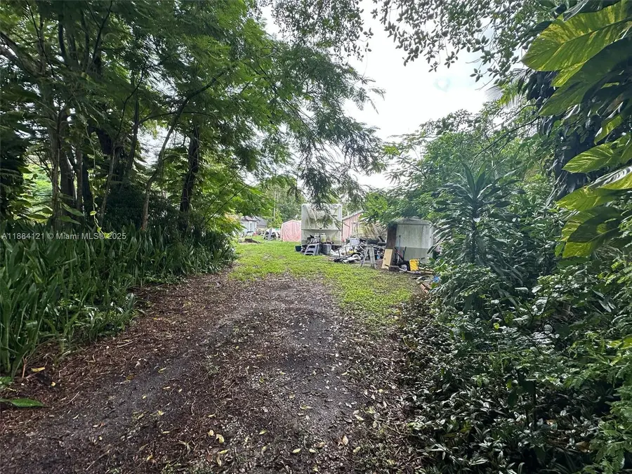 1499 SW 28th Way, Fort Lauderdale, FL 33312 - Image #3