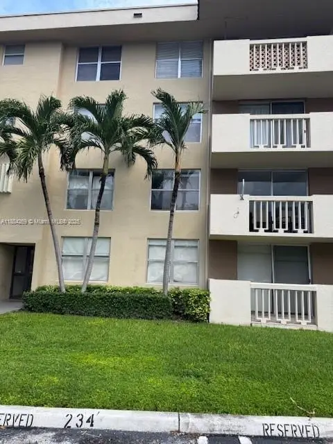 1800 Sans Souci Blvd #143, North Miami, FL 33181 - Image #1