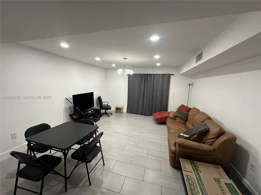 250 NW 107th Ave #202, Miami, FL 33172 - Image #2