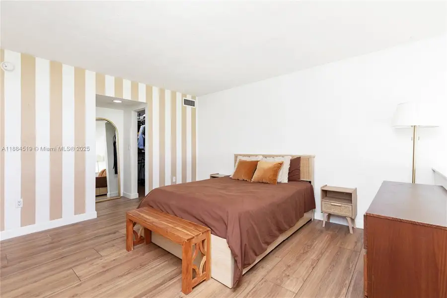 6884 N Kendall Dr #C401, Pinecrest, FL 33156 - Image #2