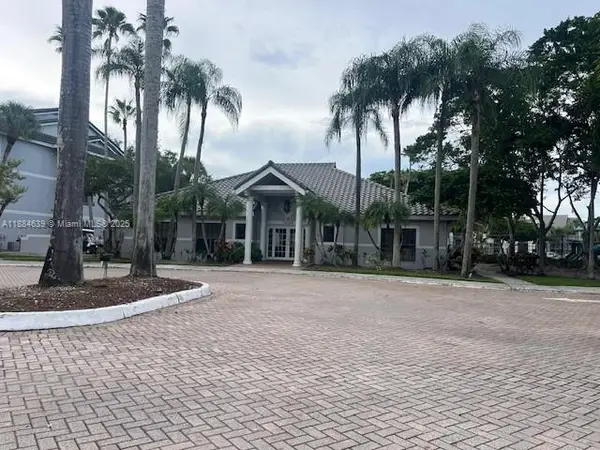 11295 W Atlantic Blvd #107, Coral Springs, FL 33071