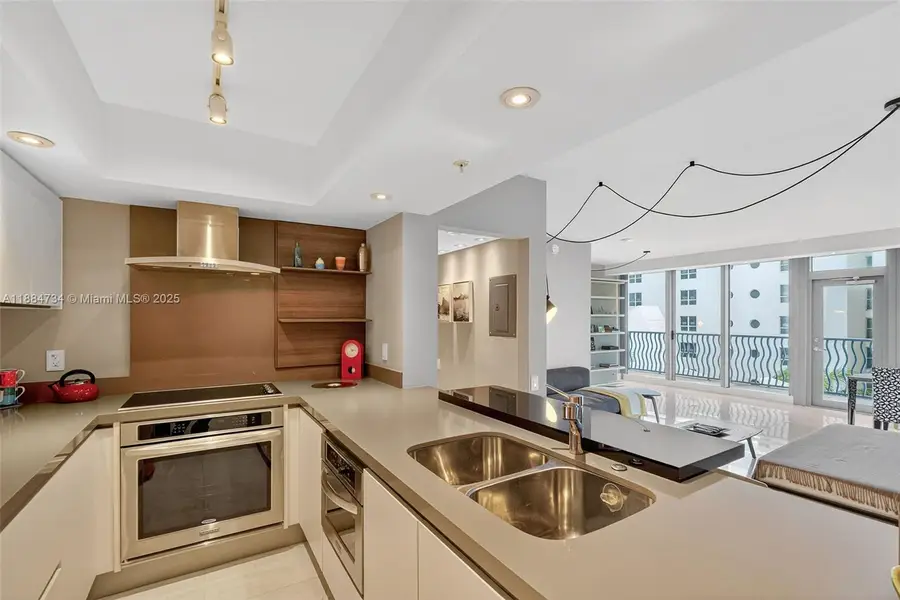 1500 Ocean Dr #507, Miami Beach, FL 33139 - Image #2