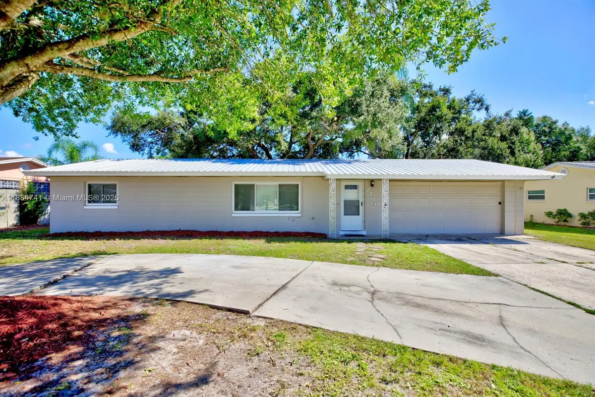 2706 Kingswood Drive, Sebring, FL 33870 - #1