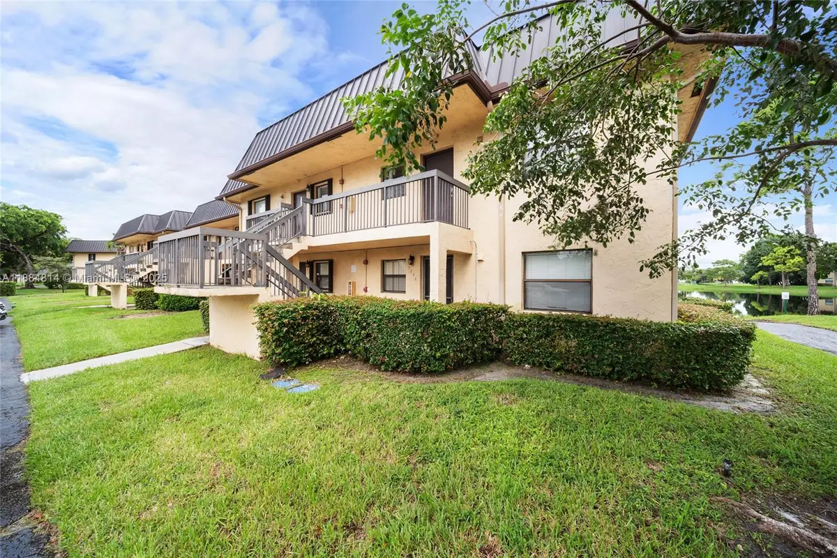 9258 NW 1st St #206, Pembroke Pines, FL 33024 - Image #1