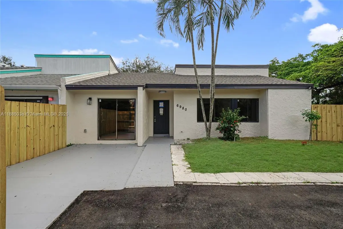 6980 NW 29th Way, Fort Lauderdale, FL 33309 - Image #1