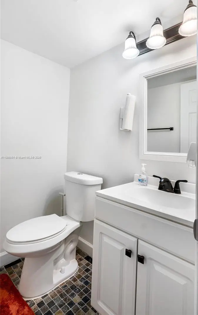 2740 NW 47th Ln #2704, Lauderdale Lakes, FL 33313 - Image #3