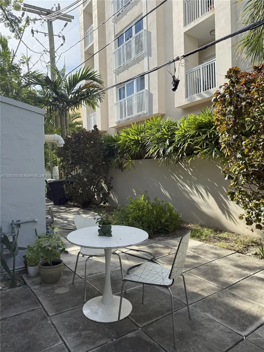 119 Menores Ave #11, Coral Gables, FL 33134 - Image #2