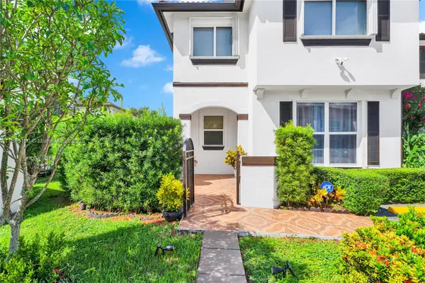 8595 SW 152nd Ave #251, Miami, FL 33193