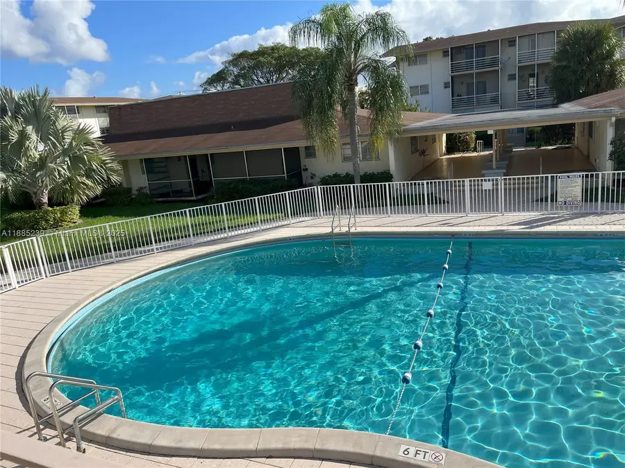 1395 NE 167th St #315, Miami, FL 33162 - Image #3