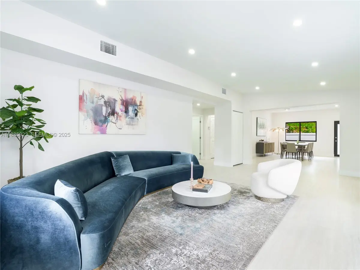 550 NW 143rd St, North Miami, FL 33168 - Image #1