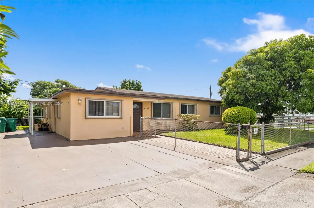 3425 SW 105th Ave, Miami, FL 33165 - #1