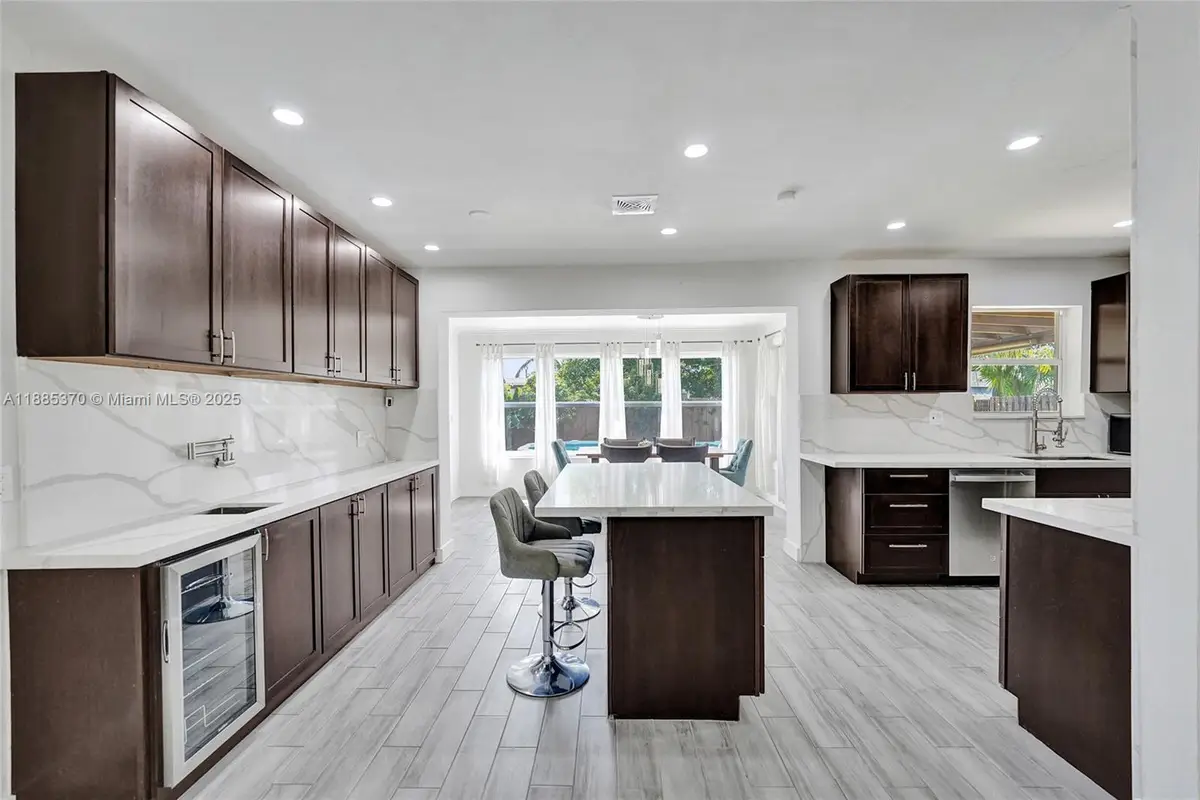 3120 SW 23rd St, Fort Lauderdale, FL 33312 - Image #1