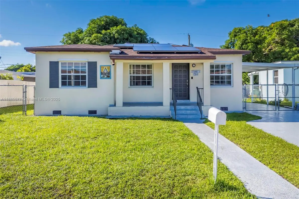 280 E 39th St, Hialeah, FL 33013 - Image #1