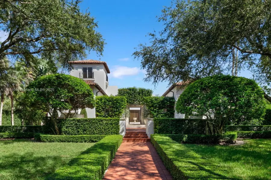 545 Casuarina Concourse, Coral Gables, FL 33143 - Image #2