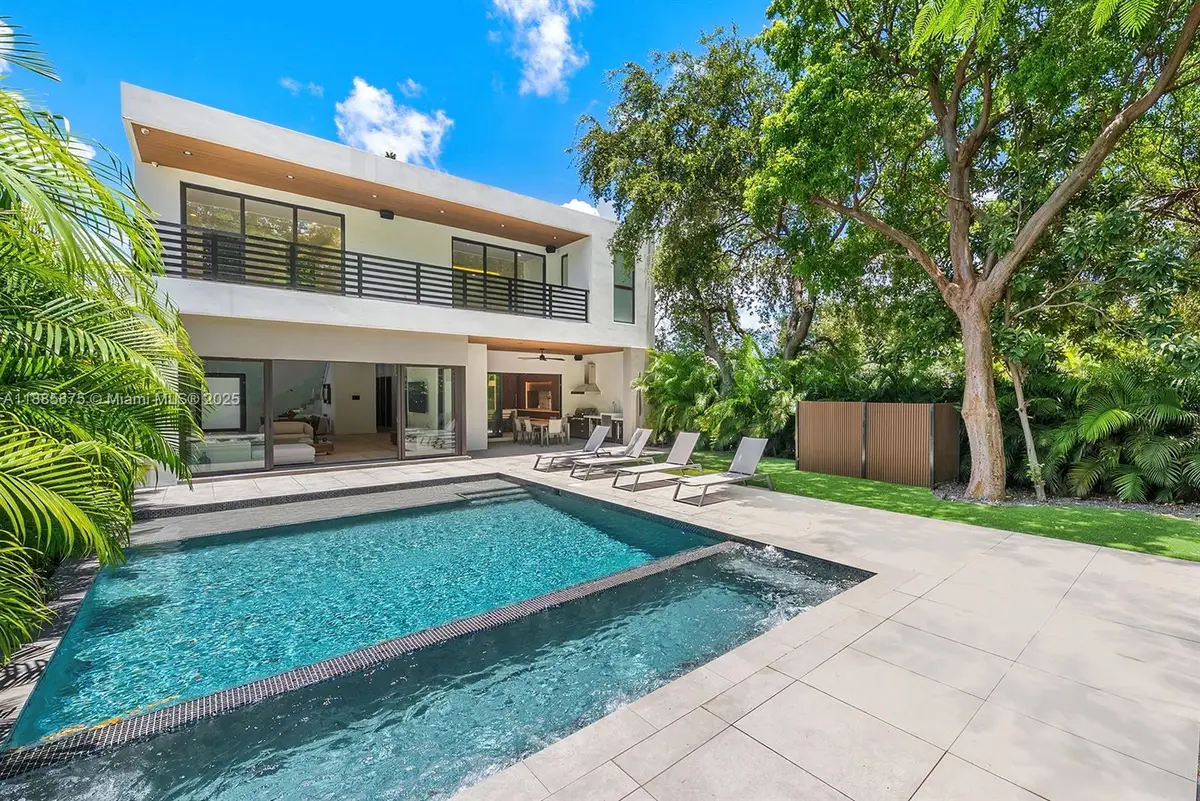 260 NW 47th St, Miami, FL 33127 - #1