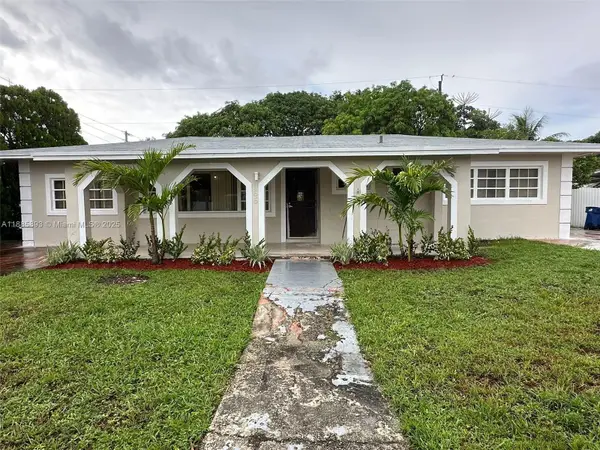 165 NW 192nd St, Miami Gardens, FL 33169