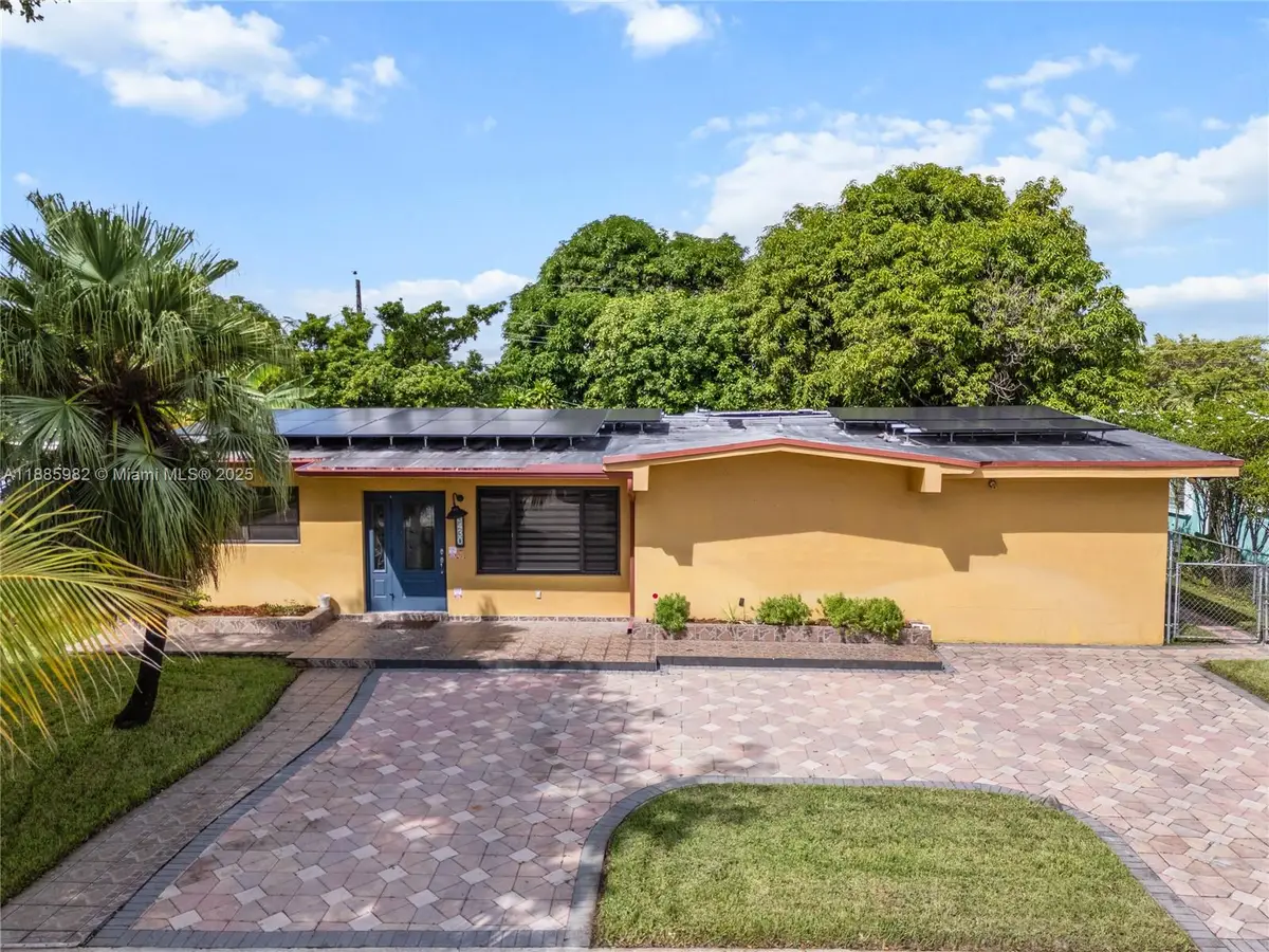 5430 W 14th Ave, Hialeah, FL 33012 - Image #1