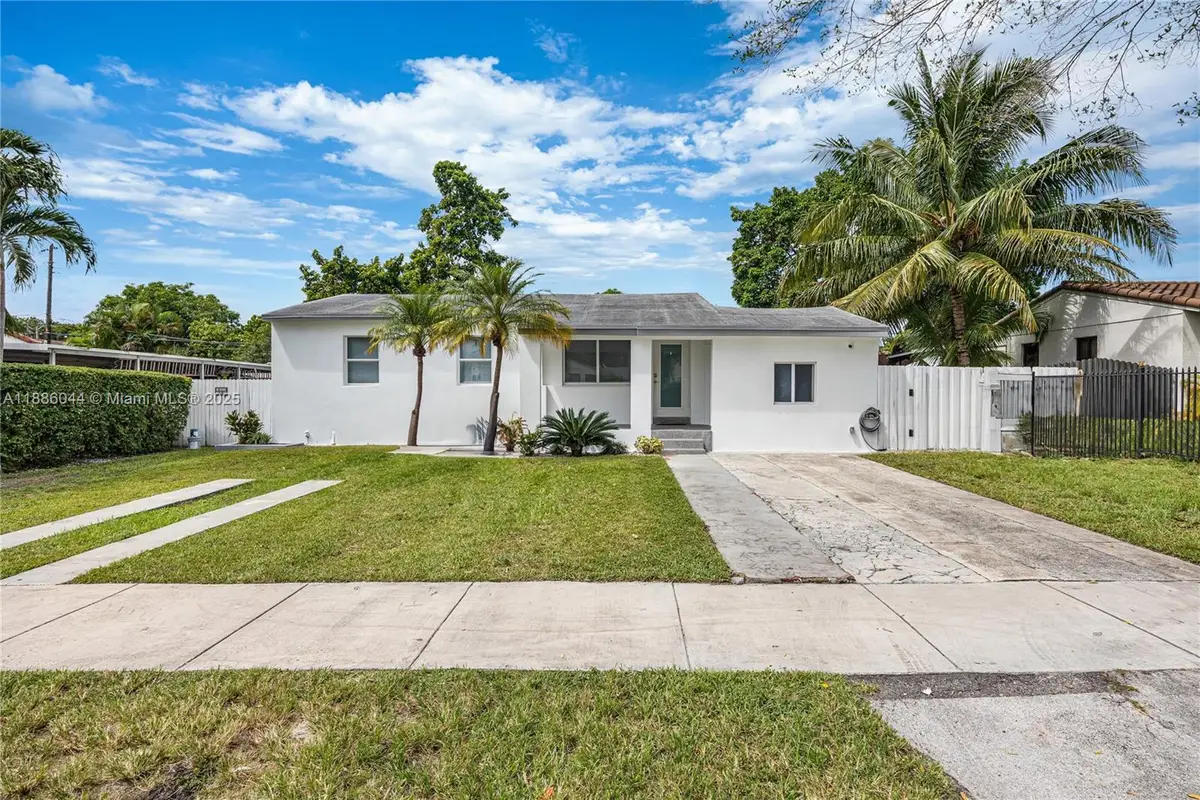 670 Flagami Blvd, Miami, FL 33144 - Image #1