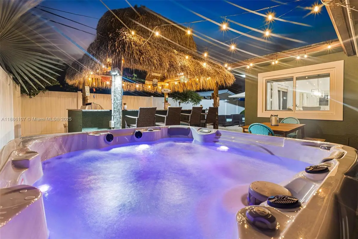 2580 SE 2nd Ct, Pompano Beach, FL 33062 - Image #1