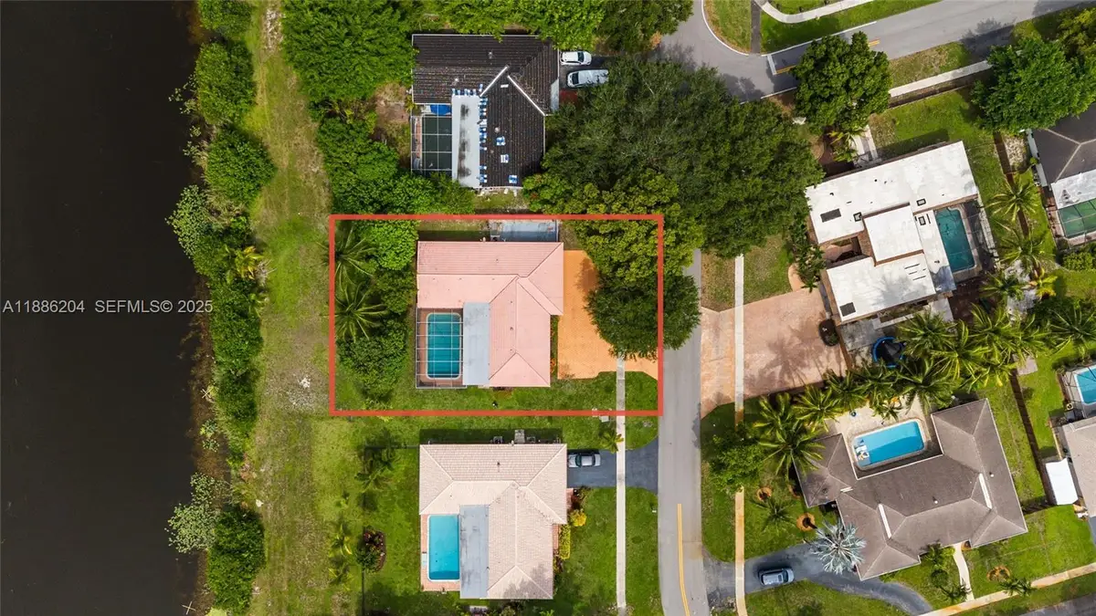 6520 SW 20th St, Plantation, FL 33317 - Image #1
