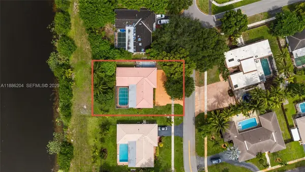 6520 SW 20th St, Plantation, FL 33317