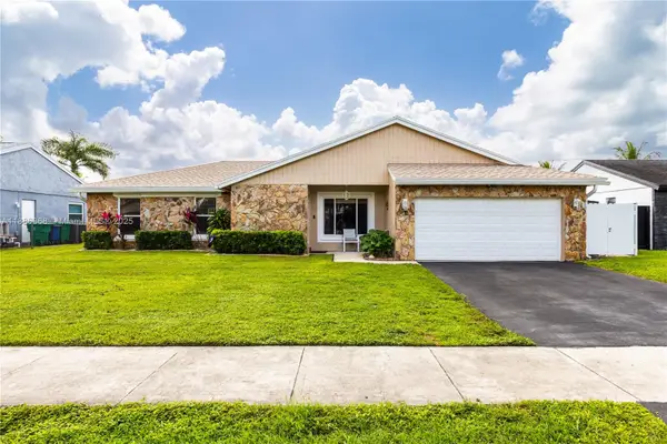 11656 SW 50th Ct, Cooper City, FL 33330