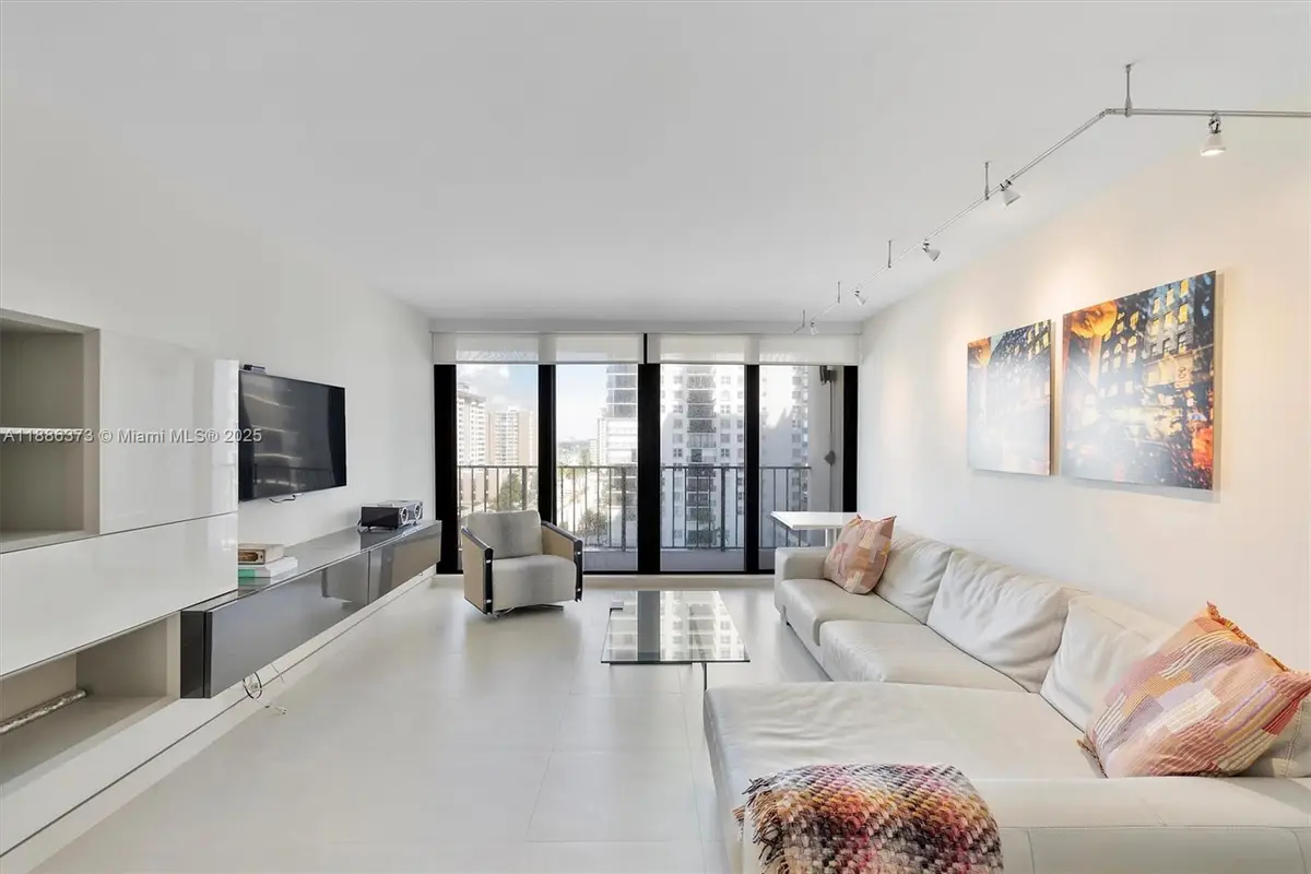 2401 S Ocean Dr #905, Hollywood, FL 33019 - Image #1