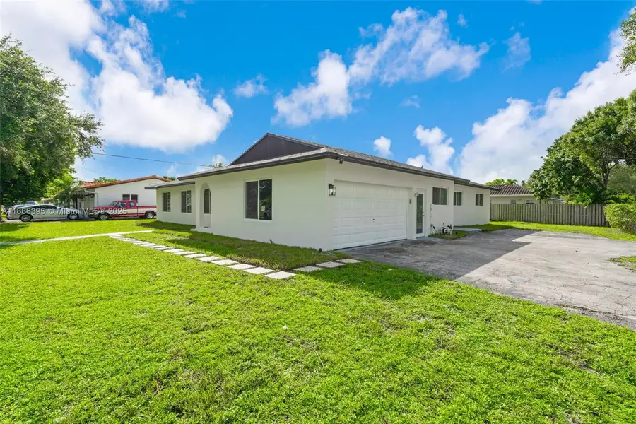 5360 SW 9th St, Plantation, FL 33317 - Image #3