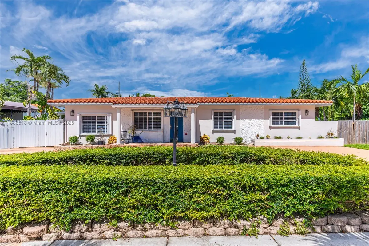 9901 SW 35th Ter, Miami, FL 33165 - Image #1