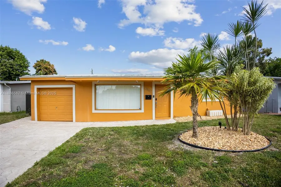 6541 NW 24th St, Sunrise, FL 33313 - Image #3