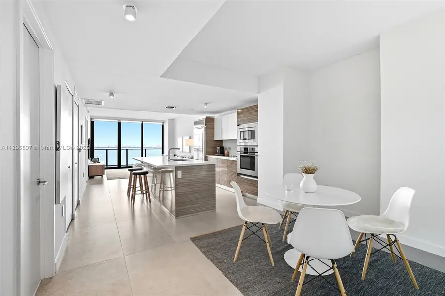 460 NE 28th St #1805, Miami, FL 33137 - Image #2