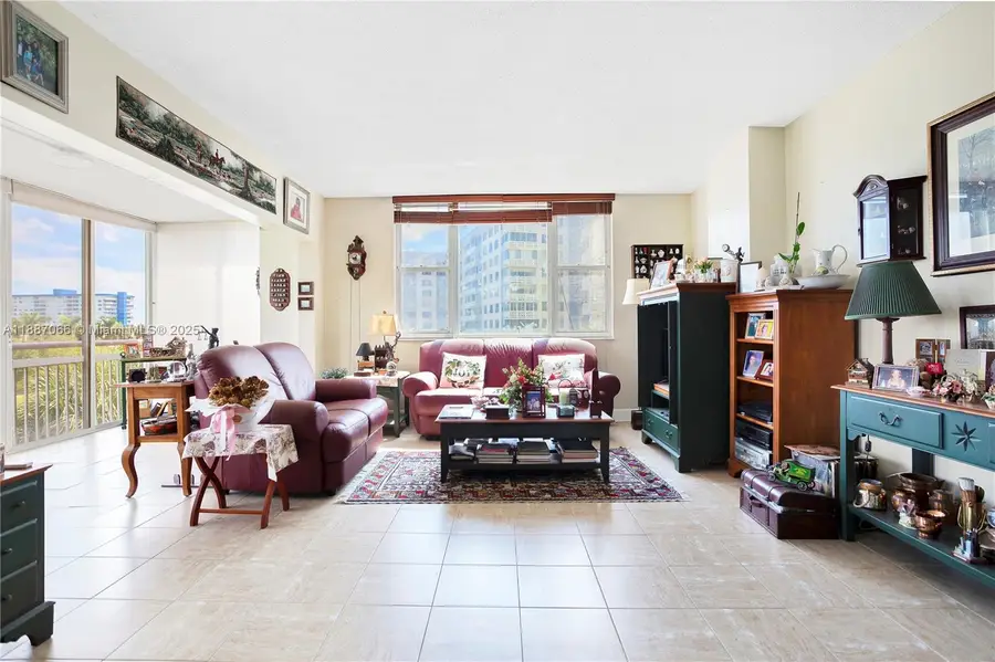 4400 Hillcrest Dr #419C, Hollywood, FL 33021 - Image #3