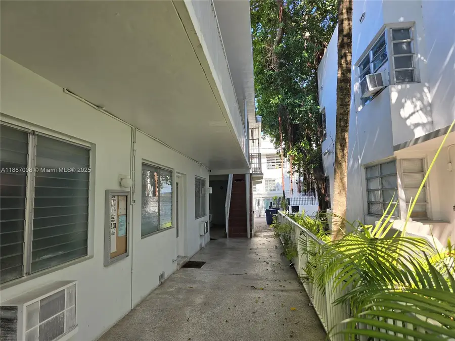 835 Meridian Ave #4, Miami Beach, FL 33139 - Image #2