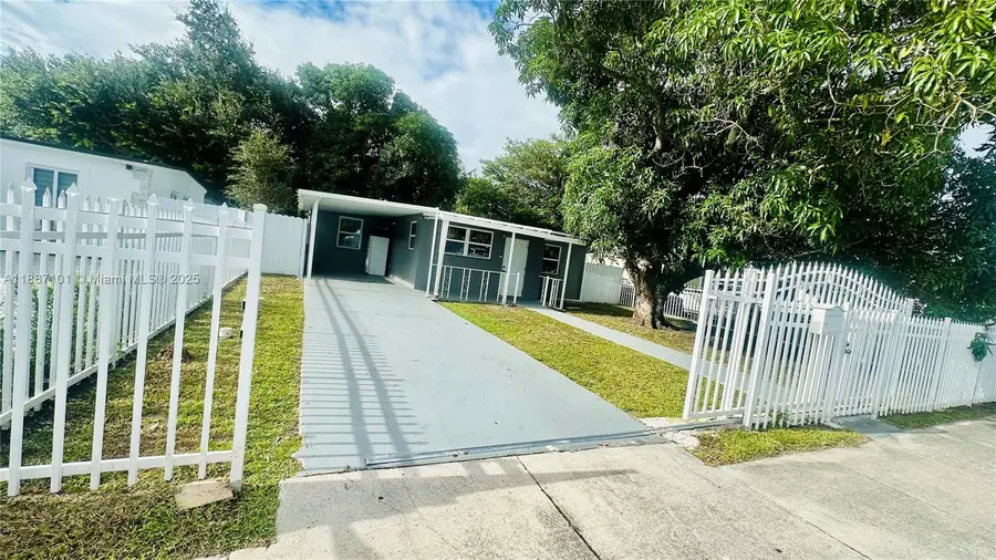 1897 Rutland St, Opa Locka, FL 33054 - Image #2