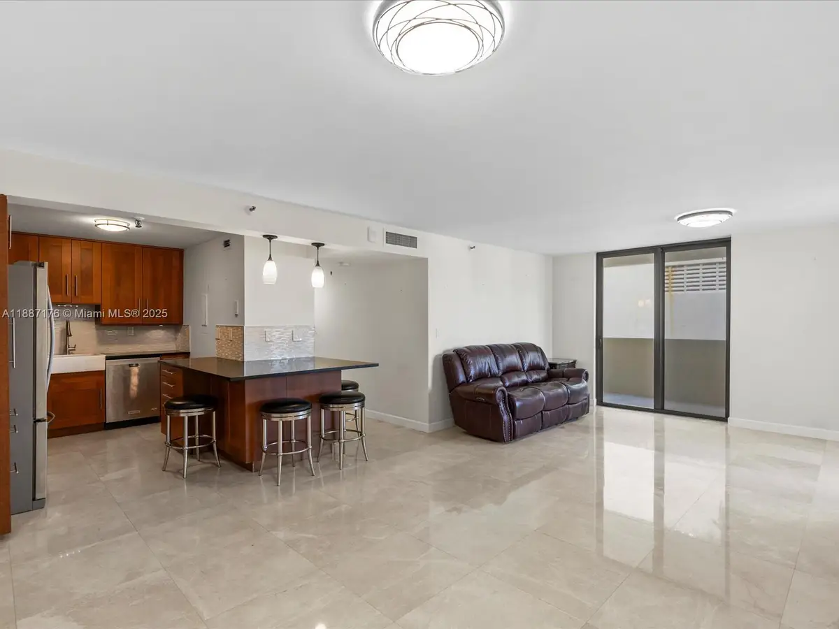1623 Collins Ave #215, Miami Beach, FL 33139 - Image #1