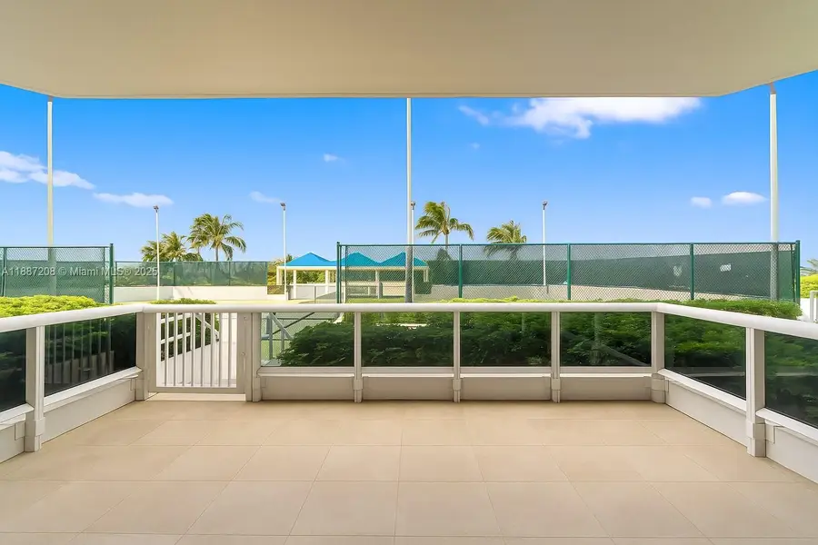4779 Collins Ave #506, Miami Beach, FL 33140 - Image #2