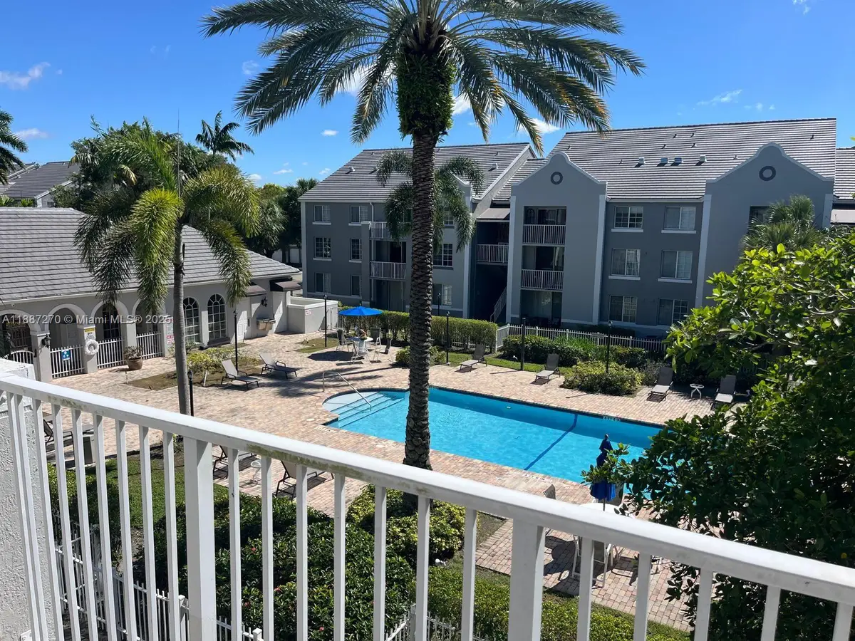 655 SW 111th Way #308, Pembroke Pines, FL 33025 - Image #1