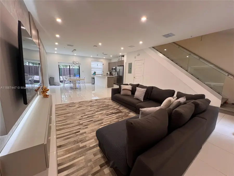 10431 NW 82nd St #1, Doral, FL 33178 - Image #3