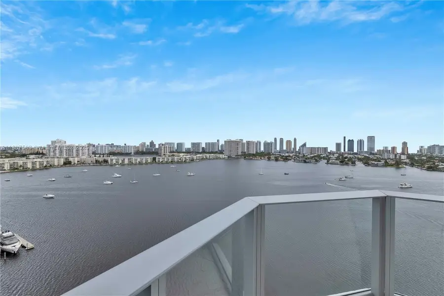 17111 Biscayne Blvd #1709, North Miami Beach, FL 33160 - Image #2