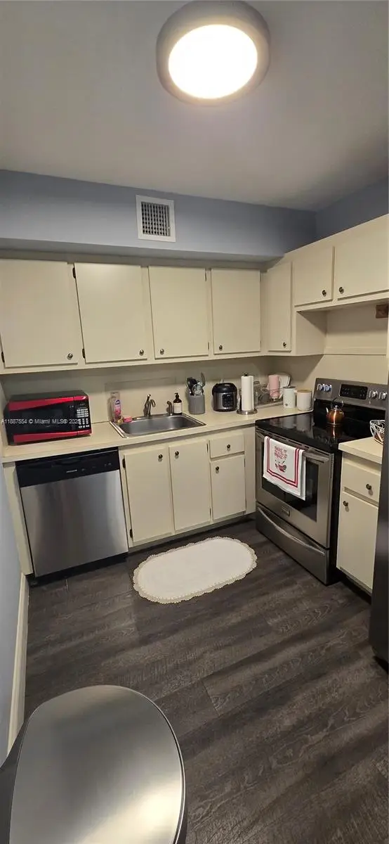 13500 SW 1st St #302U, Pembroke Pines, FL 33027 - Image #2