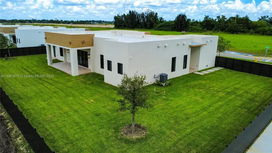 17372 SW 287th St, Homestead, FL 33030 - Image #2
