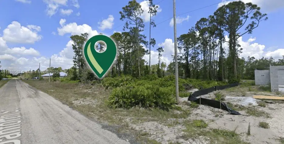 1047 Danforth St, Lehigh Acres, FL 33974 - #1