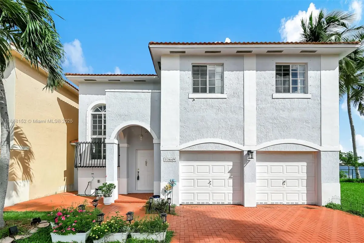 13649 SW 142nd Ter, Miami, FL 33186 - Image #1
