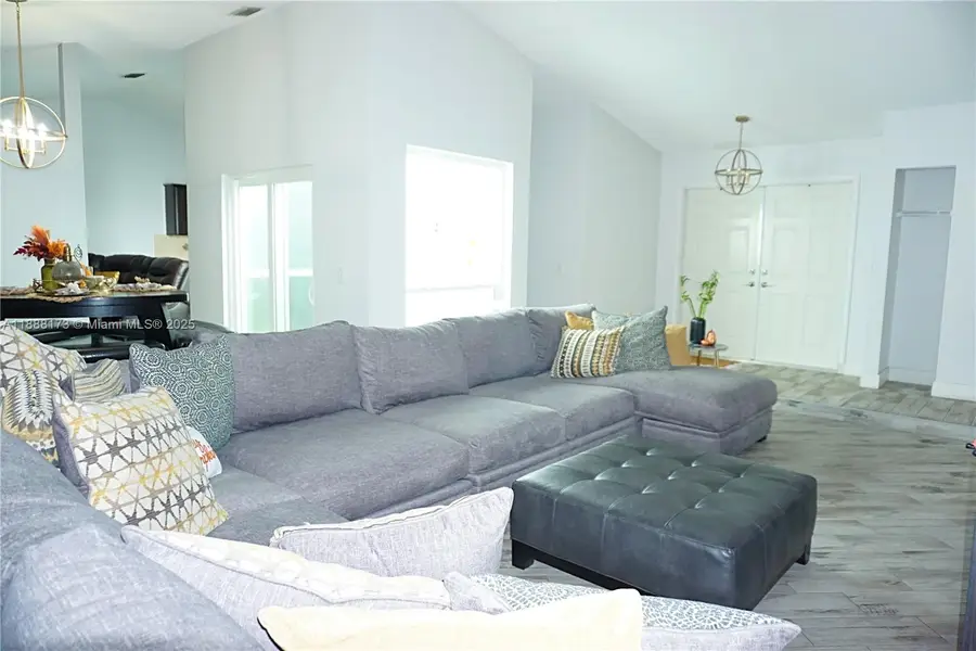 7952 NW 51st Ct, Lauderhill, FL 33351 - Image #2