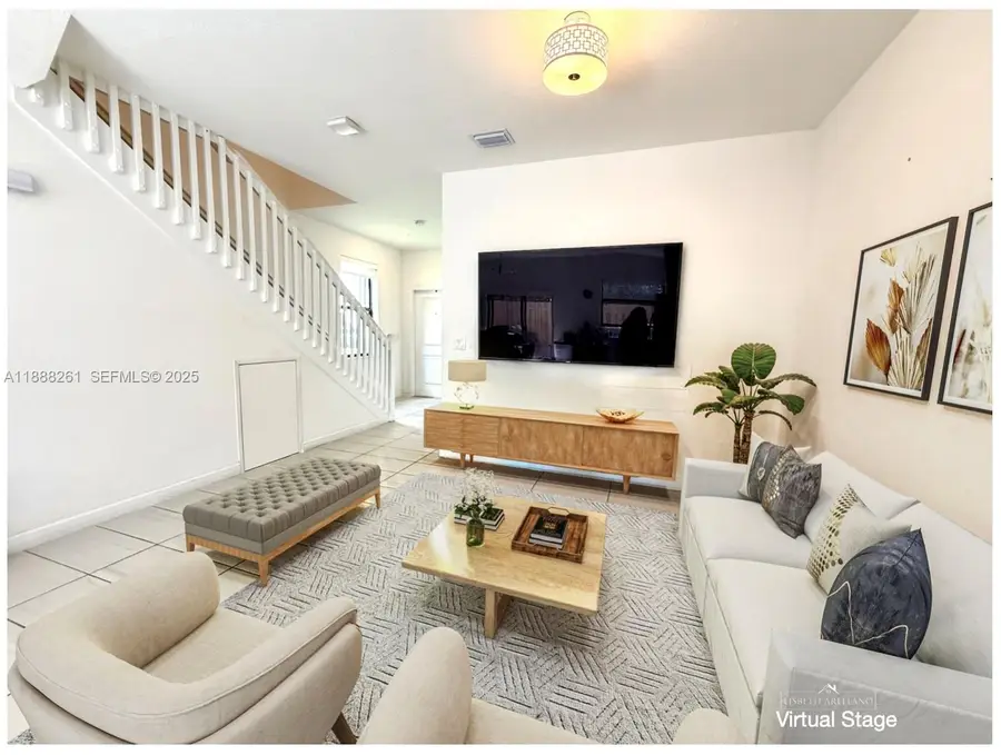 400 NE 208th Ter #400, Miami, FL 33179 - Image #2