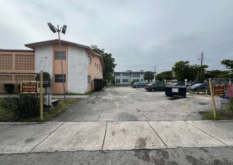 19080 NE 3rd Ct #312, Miami, FL 33179 - #3