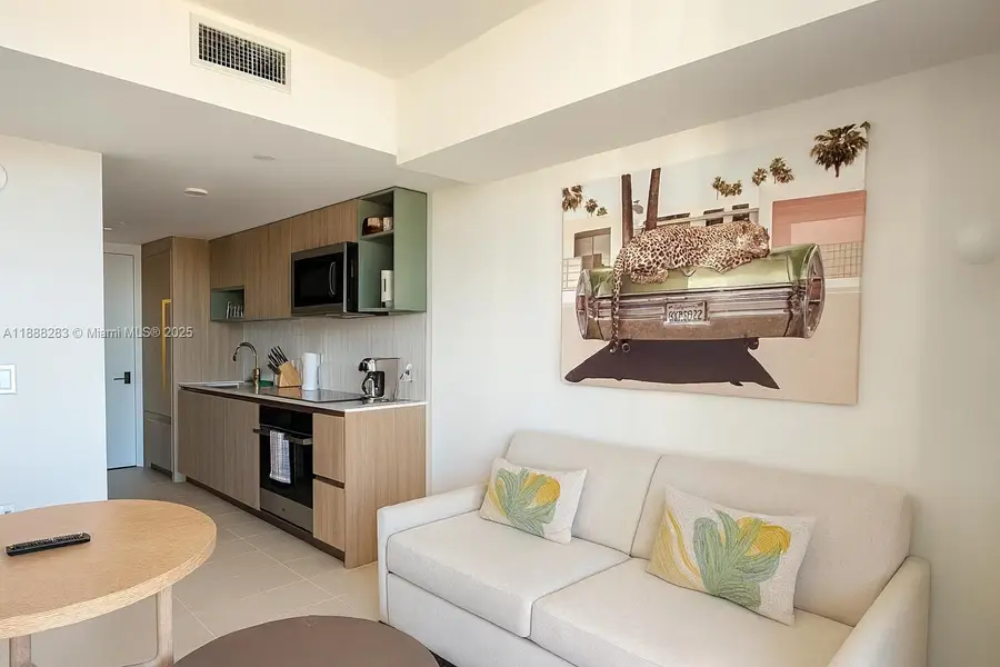 601 NE 1 #3214, Miami, FL 33132 - Image #3